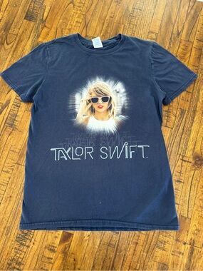 Taylor Swift Tour Shirt Navy Blue -Size small